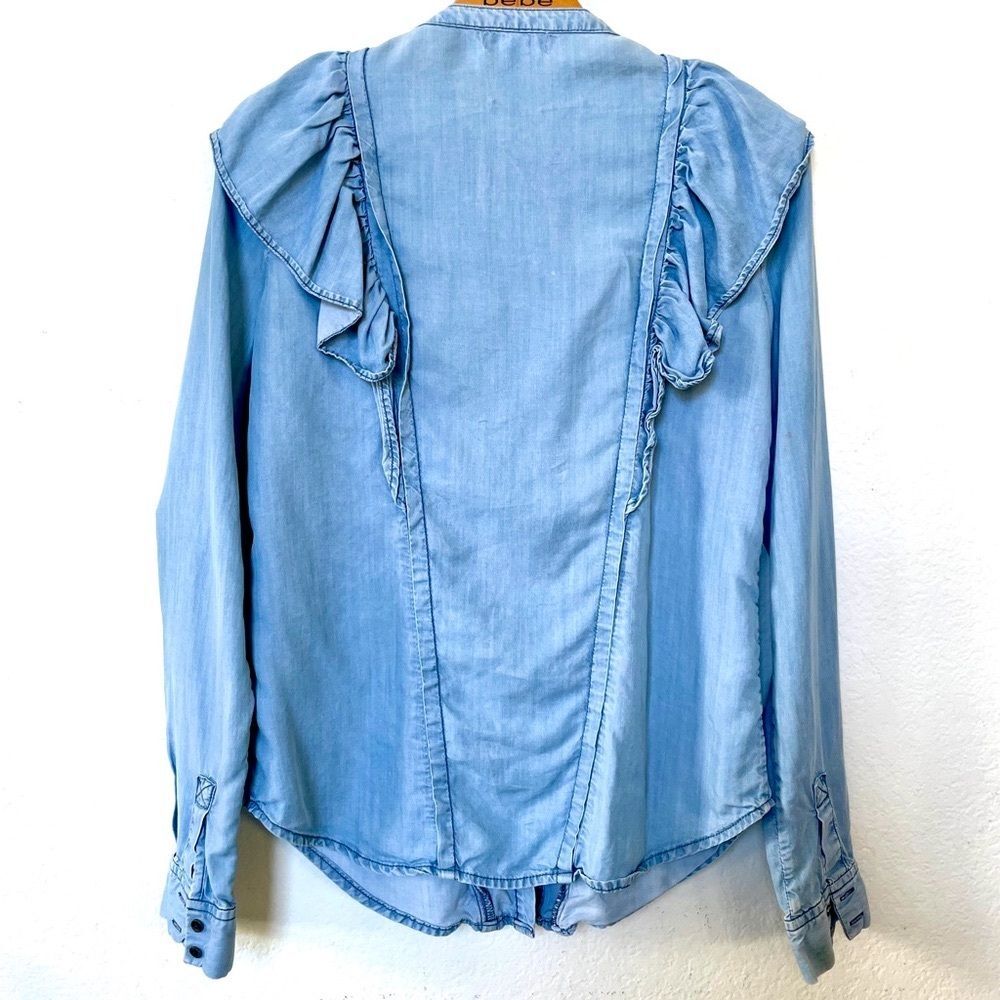 PAIGE Chambray Soft Denim Button Down Shirt Blue Ruffle Western Boho Coastal - Picture 2 of 7